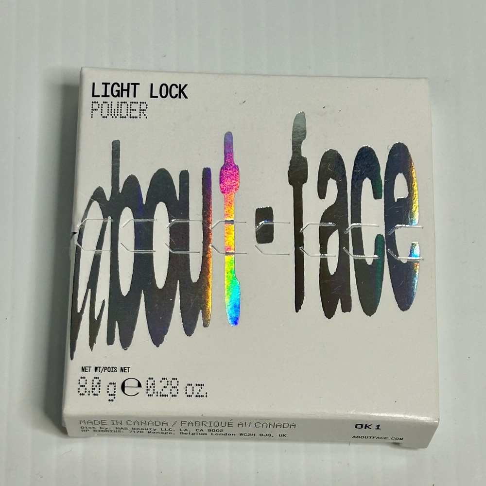 About Face Light Lock Powder- This Bliss
(140)